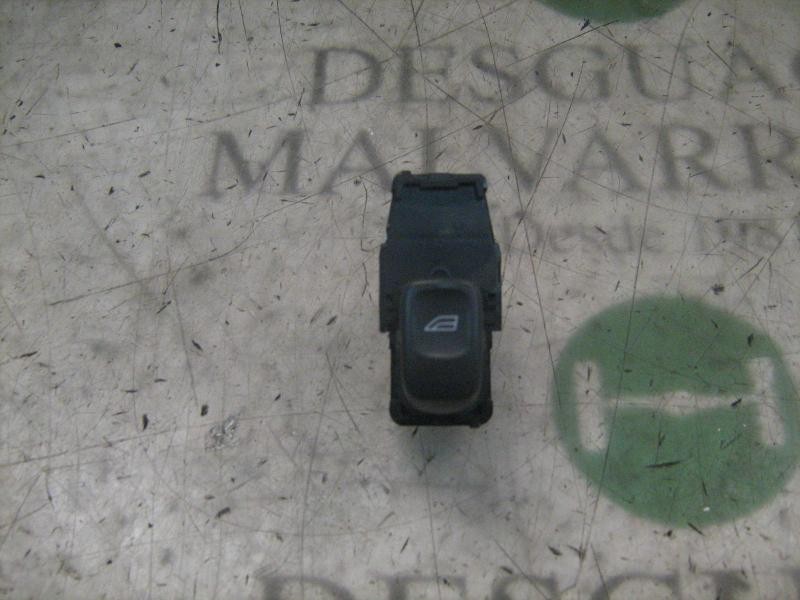 Recambio de mando elevalunas trasero derecho para volvo s40 berlina 1.6 evolution referencia OEM IAM   