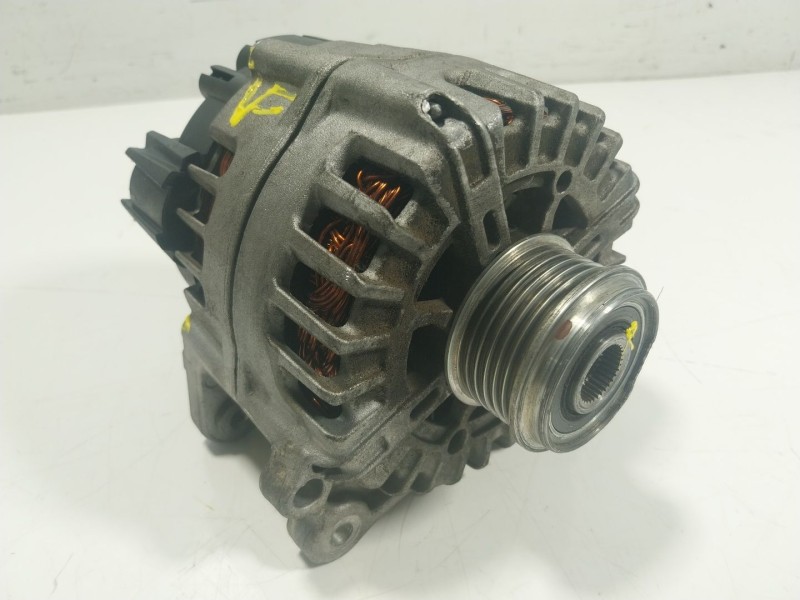 Recambio de alternador para porsche panamera 3.0 v6 tdi cat referencia OEM IAM 95890302500 059903025C 
