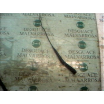 BRAZO LIMPIA DELANTERO DERECHO 