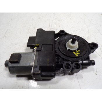 MOTOR ELEVALUNAS DELANTERO DERECHO 82460J7015 82460J7015 