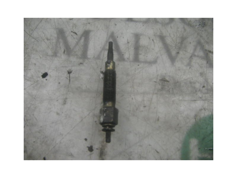 Recambio de calentador para nissan trade 100 referencia OEM IAM   