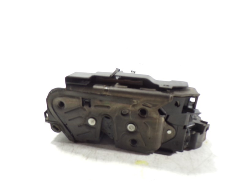 Recambio de cerradura puerta trasera derecha para volkswagen golf vii lim. (bq1) advance referencia OEM IAM 5TA839016L 5TA839016