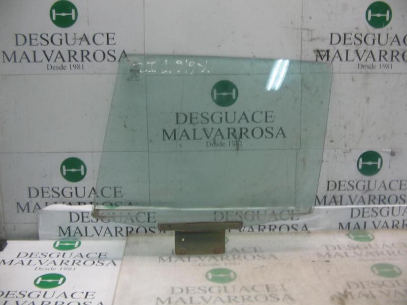 Recambio de cristal puerta trasero izquierdo para alfa romeo 33 berlina 1.5 ti referencia OEM IAM   