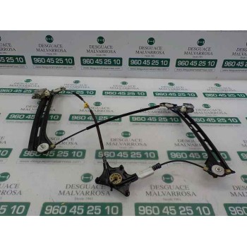 ELEVALUNAS DELANTERO DERECHO A2077200446 