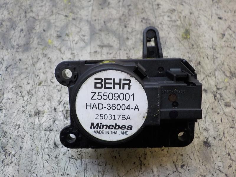 Recambio de modulo electronico para peugeot 308 1.2 12v e-thp referencia OEM IAM 6479E1 Z5509001 