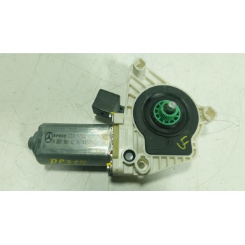 MOTOR ELEVALUNAS DELANTERO DERECHO A0009066206 A0009066206 