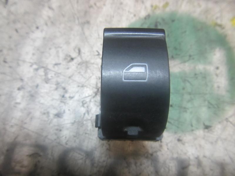 Recambio de mando elevalunas delantero derecho para seat exeo berlina (3r2) 2.0 tdi referencia OEM IAM 8E0959855A5PR 8E0959855A 