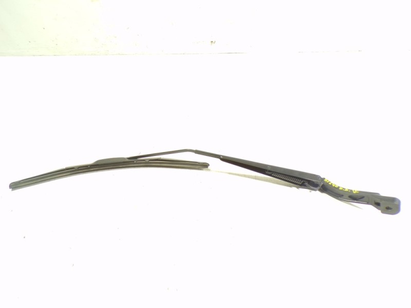 Recambio de brazo limpia delantero derecho para land rover discovery sport 2.0 td4 cat referencia OEM IAM LR064426  