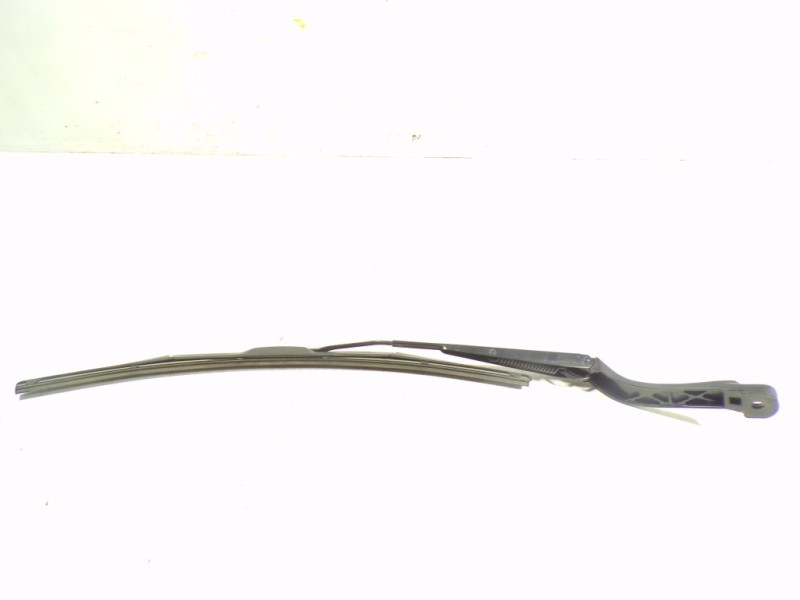 Recambio de brazo limpia delantero izquierdo para land rover discovery sport 2.0 td4 cat referencia OEM IAM LR064425  