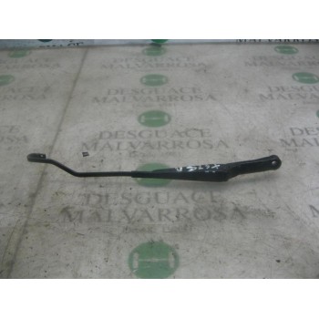 BRAZO LIMPIA DELANTERO DERECHO 