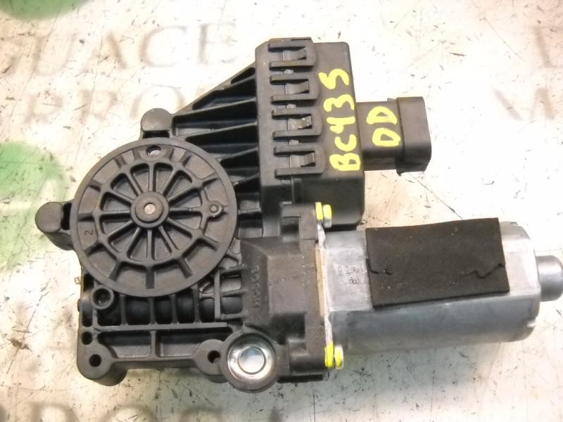 Recambio de motor elevalunas delantero derecho para opel astra gtc enjoy referencia OEM IAM   