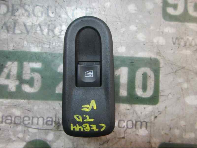 Recambio de mando elevalunas trasero derecho para dacia duster adventure referencia OEM IAM 254217475R  