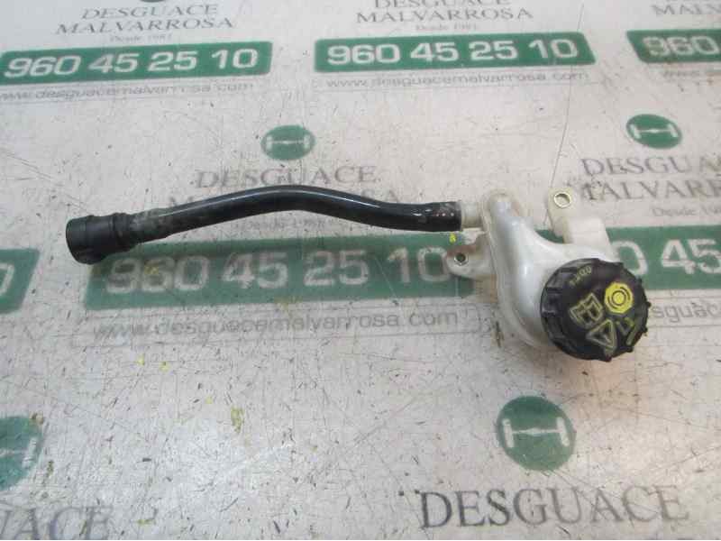 Recambio de deposito servo para ford fiesta (cb1) sport referencia OEM IAM 1822308  