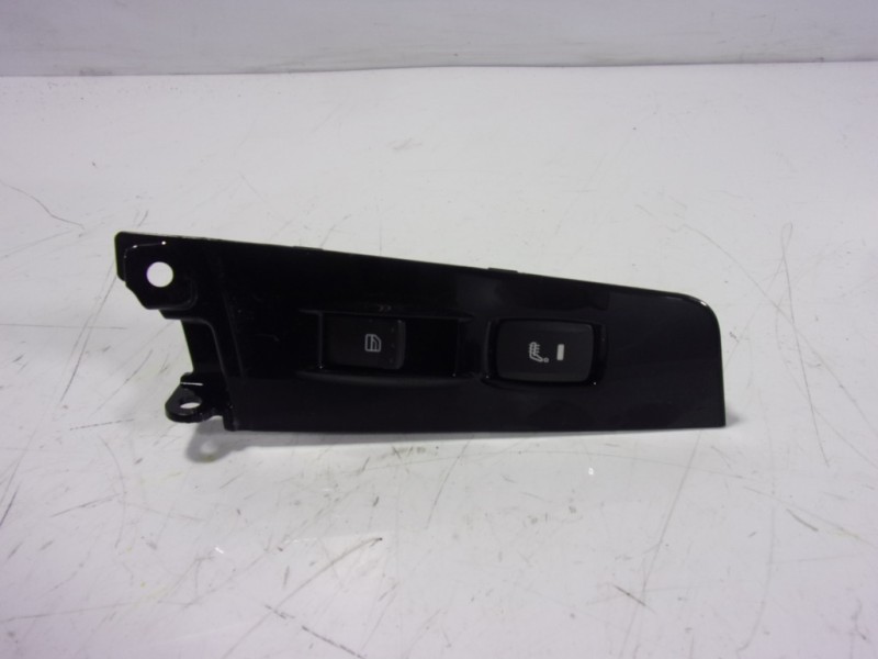 Recambio de mando elevalunas trasero derecho para ssangyong korando premium 4x2 referencia OEM IAM   