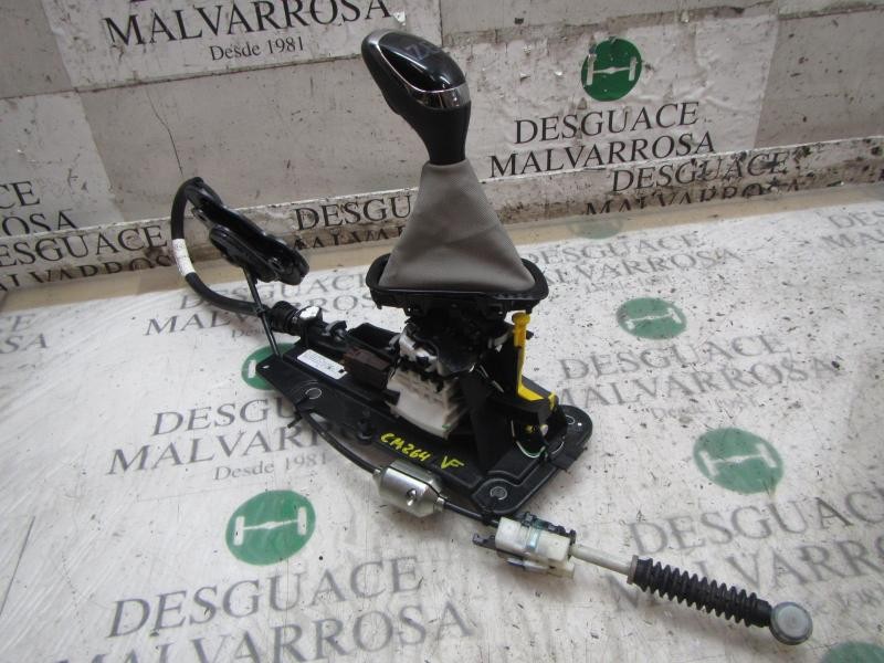 Recambio de palanca cambio para renault zoe referencia OEM IAM   