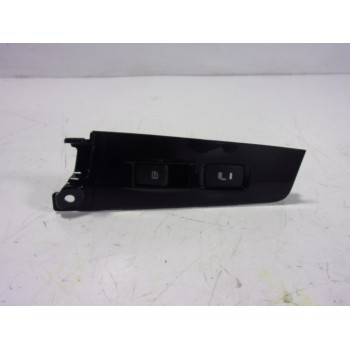 MANDO ELEVALUNAS TRASERO IZQUIERDO 