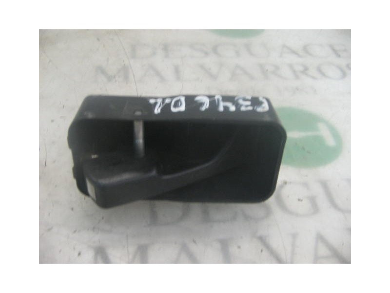 Recambio de maneta interior delantera izquierda para ford orion 1.6 16v cat referencia OEM IAM   