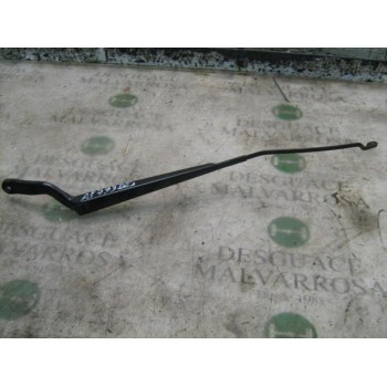 BRAZO LIMPIA DELANTERO DERECHO 