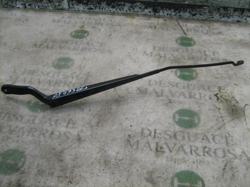 Recambio de brazo limpia delantero derecho para ford fiesta (cbk) ghia referencia OEM IAM   