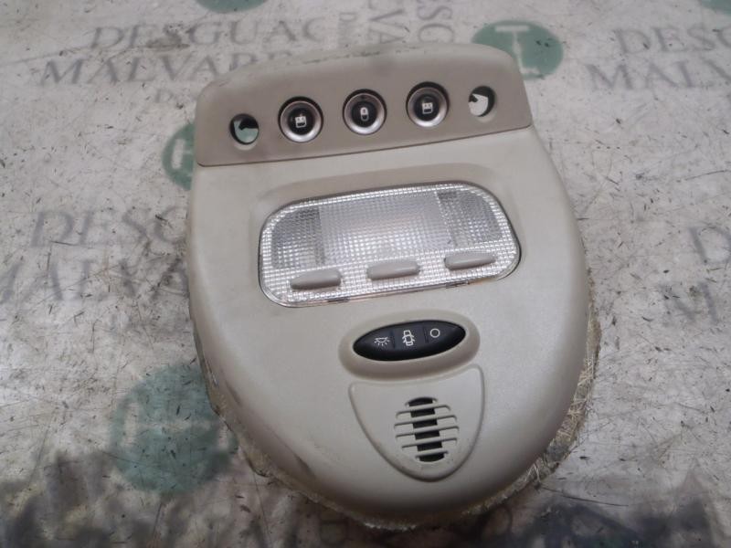 Recambio de piloto interior para lancia phedra (180) 2.2 jtd 16v emblema referencia OEM IAM   