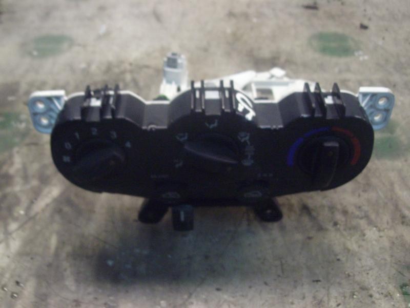 Recambio de mando calefaccion / aire acondicionado para kia picanto 1.1 ex referencia OEM IAM   