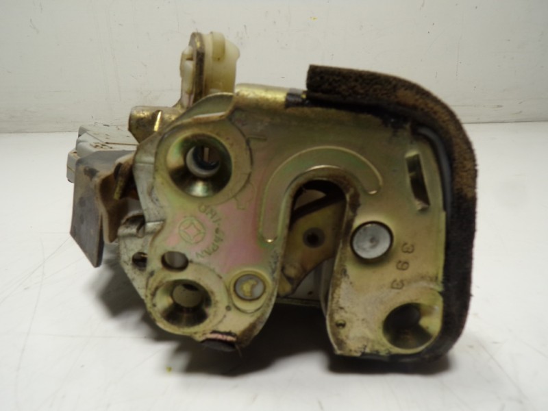 Recambio de cerradura puerta trasera izquierda para nissan patrol gr (y61) 3.0 16v turbodiesel cat referencia OEM IAM 82503VB90A