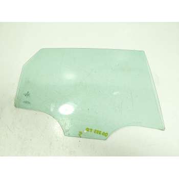 CRISTAL PUERTA TRASERO DERECHO 2G4845206 