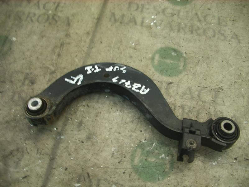 Recambio de brazo suspension superior trasero izquierdo para seat leon (1p1) reference referencia OEM IAM   