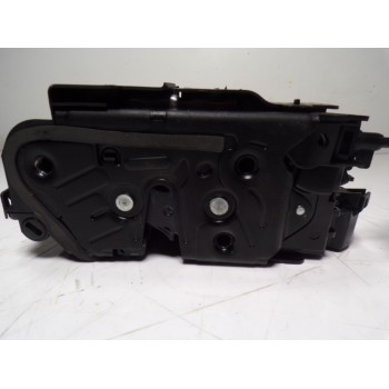 CERRADURA PUERTA TRASERA DERECHA 5TA839016K 5TA839016K 