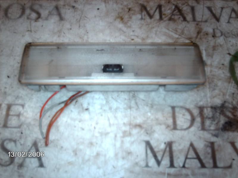 Recambio de piloto interior para bmw serie 5 berlina (e34) 525i (141kw) referencia OEM IAM 63318380605  