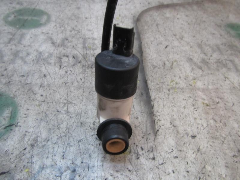 Recambio de bomba limpia para citroën c-elysée seduction referencia OEM IAM 9801242180  