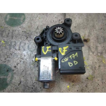 MOTOR ELEVALUNAS DELANTERO DERECHO 