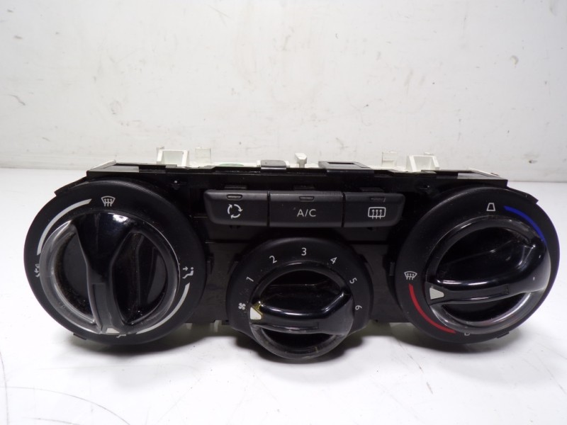 Recambio de mando calefaccion / aire acondicionado para peugeot 208 1.4 hdi fap referencia OEM IAM 9672248380 96722483ZD 