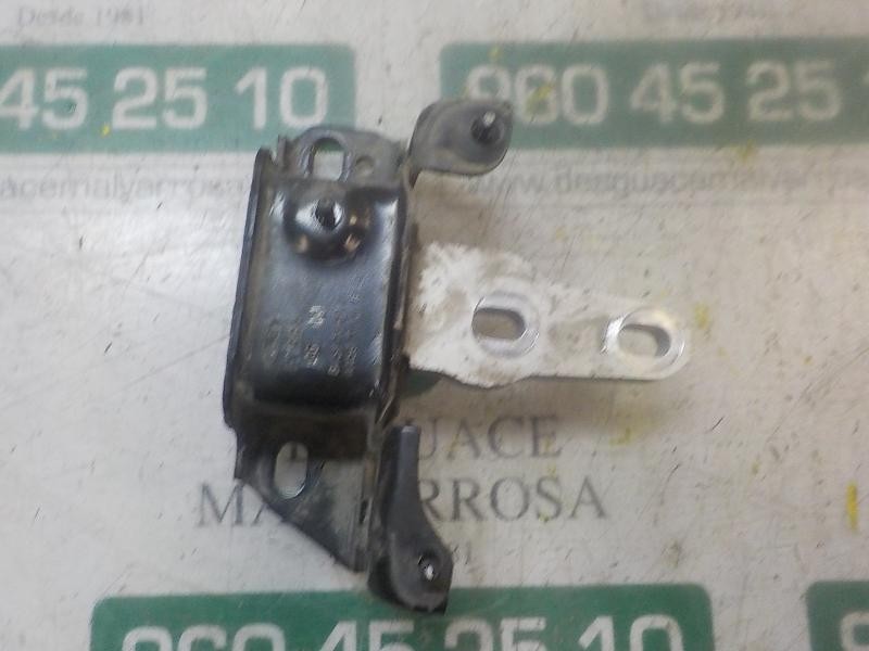 Recambio de soporte cambio para ford fiesta (cb1) sport referencia OEM IAM 1536197  