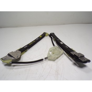 ELEVALUNAS DELANTERO DERECHO 82G837462 82G837462 