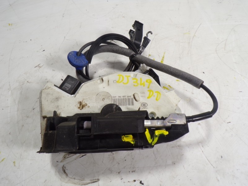 Recambio de cerradura puerta delantera derecha para volkswagen scirocco (137) 1.4 16v tsi referencia OEM IAM 5N1837016E 5N183701