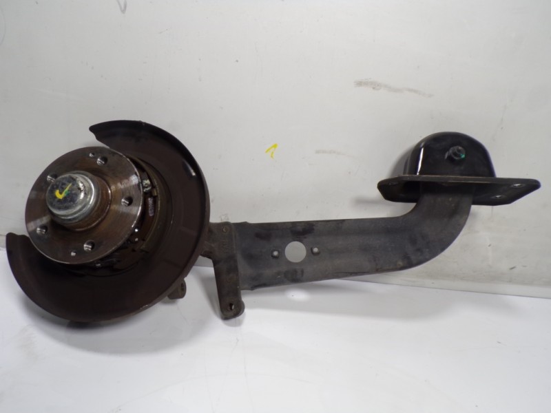 Recambio de mangueta trasera derecha para ssangyong korando premium 4x2 referencia OEM IAM   