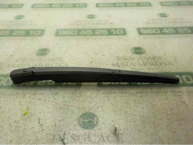 Recambio de brazo limpia trasero para opel astra j sports tourer 1.6 cdti dpf referencia OEM IAM 13256919  