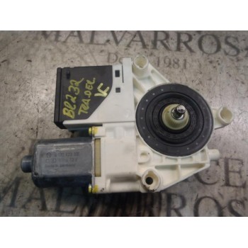 MOTOR ELEVALUNAS TRASERO DERECHO 827306548R 0130822331 0130822331