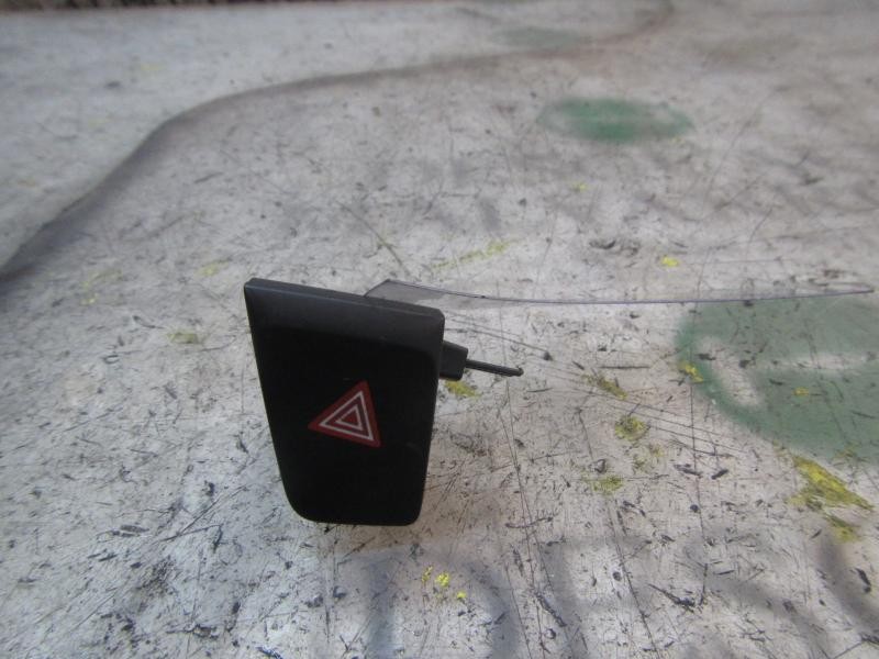 Recambio de warning para citroën c-elysée seduction referencia OEM IAM 96765876ZD  