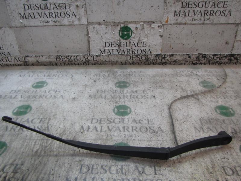 Recambio de brazo limpia delantero derecho para hyundai santa fe (bm) 2.2 crdi cat referencia OEM IAM 983202B000  