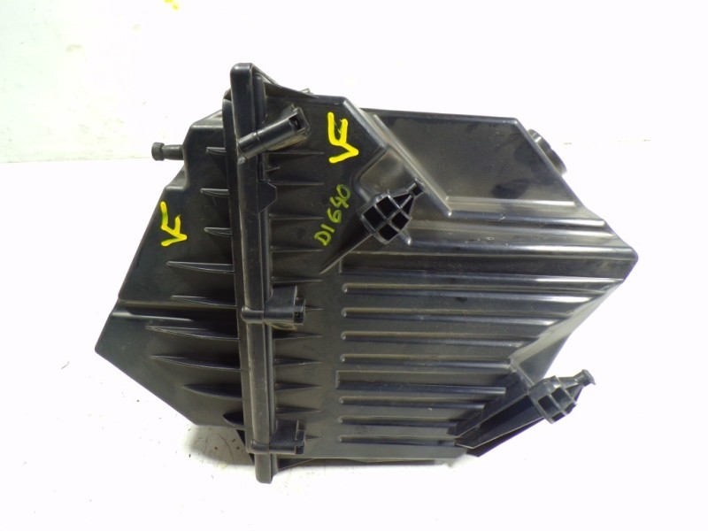 Recambio de filtro aire para land rover discovery sport 2.0 td4 cat referencia OEM IAM LR071943 GJ329600AD 