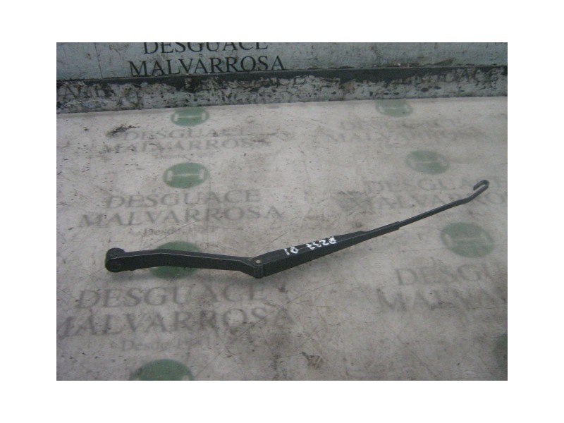 Recambio de brazo limpia delantero izquierdo para tata safari 2.0 d ex referencia OEM IAM   