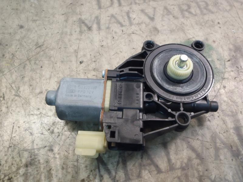 Recambio de motor elevalunas delantero derecho para ford fiesta (cb1) 1.4 tdci cat referencia OEM IAM   