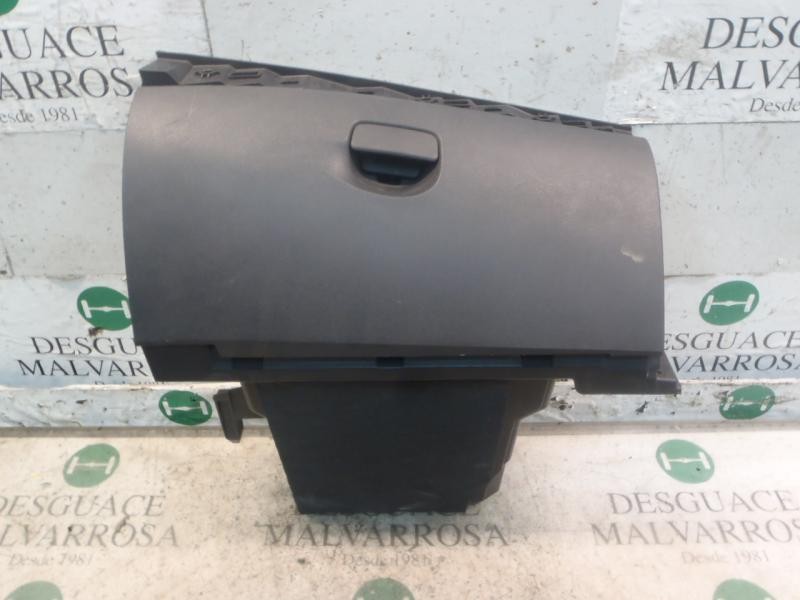 Recambio de guantera para renault megane iii berlina 5 p expression referencia OEM IAM 681080020R  