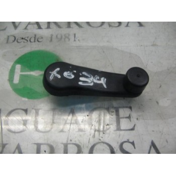 MANETA ELEVALUNAS DELANTERA DERECHA 