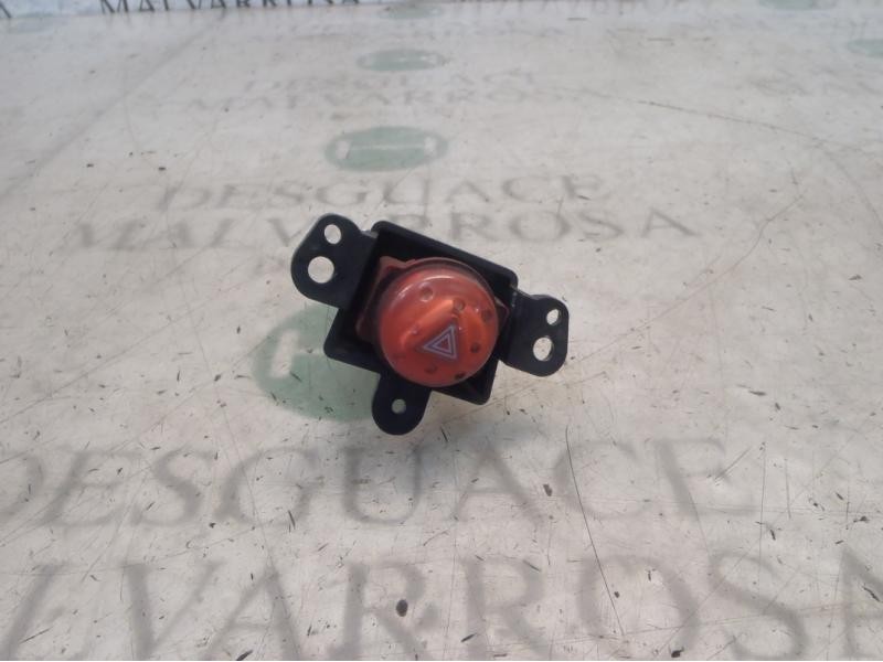 Recambio de warning para nissan almera tino (v10m) ambience referencia OEM IAM   