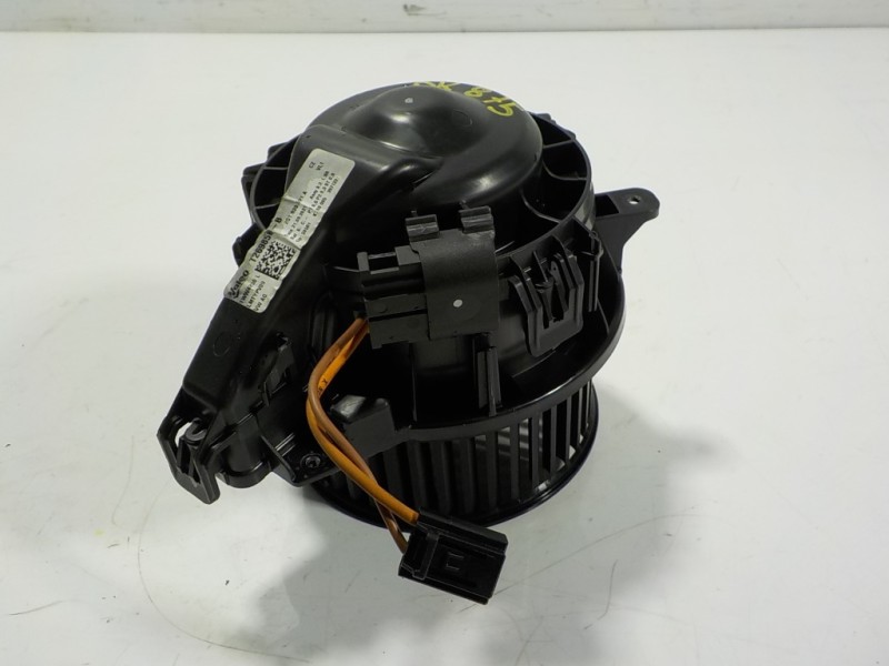 Recambio de motor calefaccion para skoda kamiq (nw4) 1.0 tsi referencia OEM IAM 2Q1820021A 2Q1820021A 