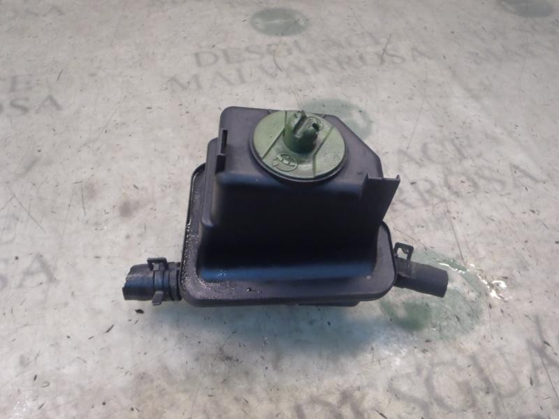 Recambio de deposito servo para volkswagen bora berlina (1j2) highline referencia OEM IAM 1J0422371C  