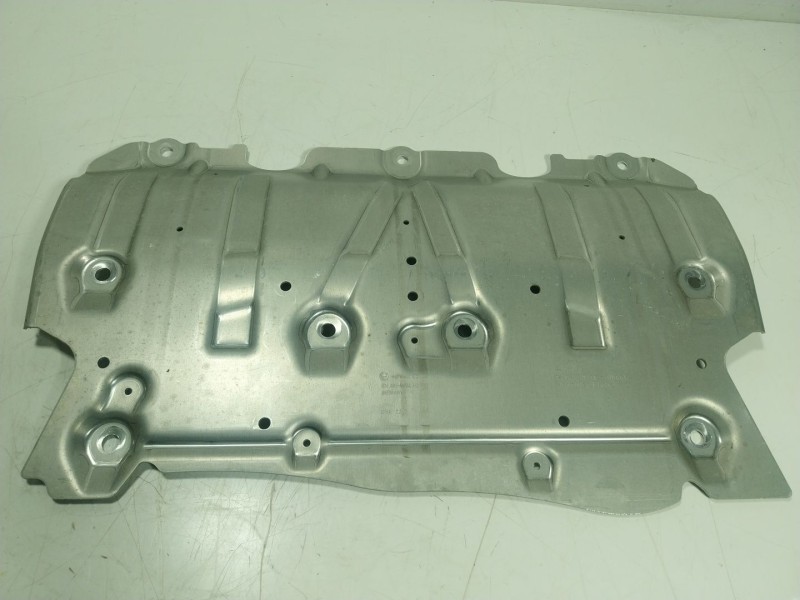 Recambio de cubrecarter para bmw 4 coupé (g22, g82) m 440 i mild-hybrid xdrive referencia OEM IAM 31106878580 687858003 